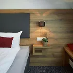 Alter Wirt Inn Oberneuching