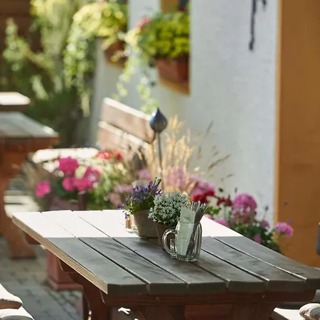 Alter Wirt Gasthof *